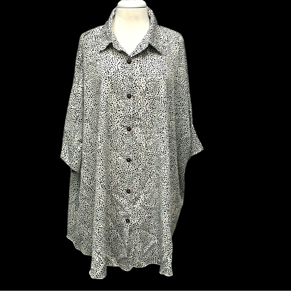 Easel 3X Oversized Button Down Shirt Abstract Dot Print Dolman Sleeve Tunic Top